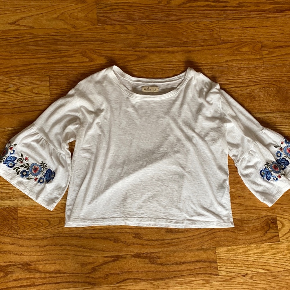 Hollister embroidery top